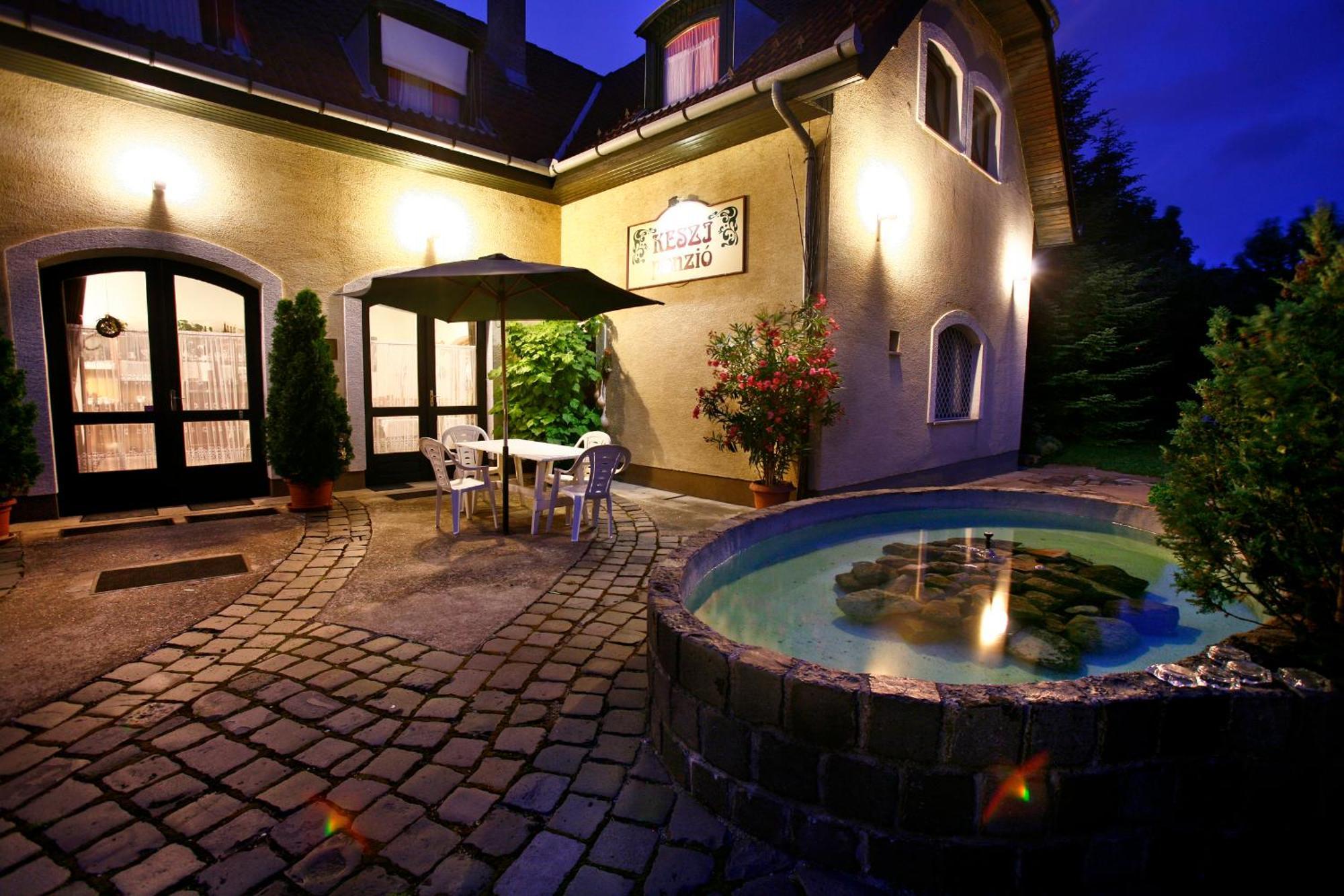 Hotel Keszi Panzio à Budakeszi Extérieur photo