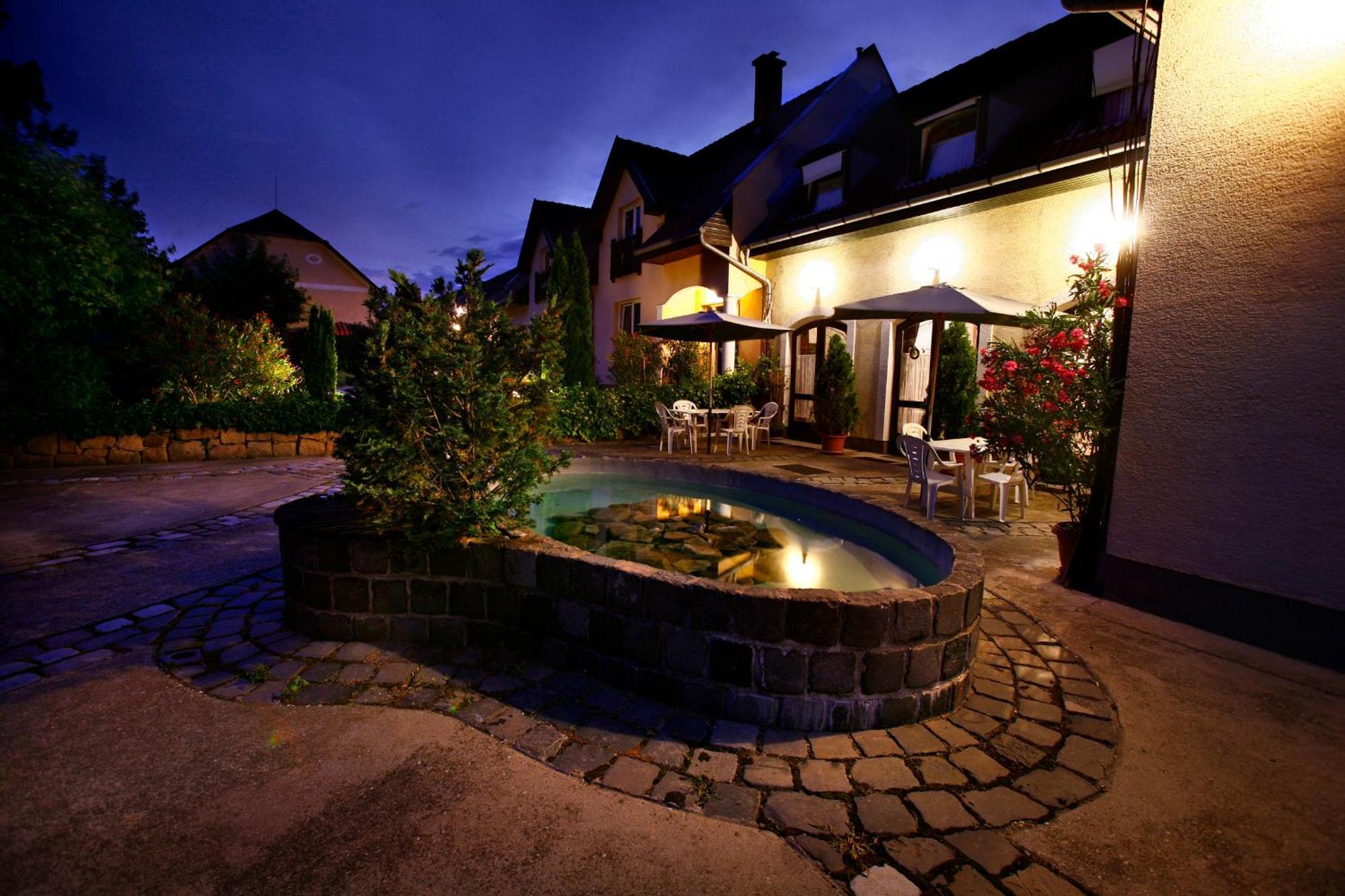 Hotel Keszi Panzio à Budakeszi Extérieur photo